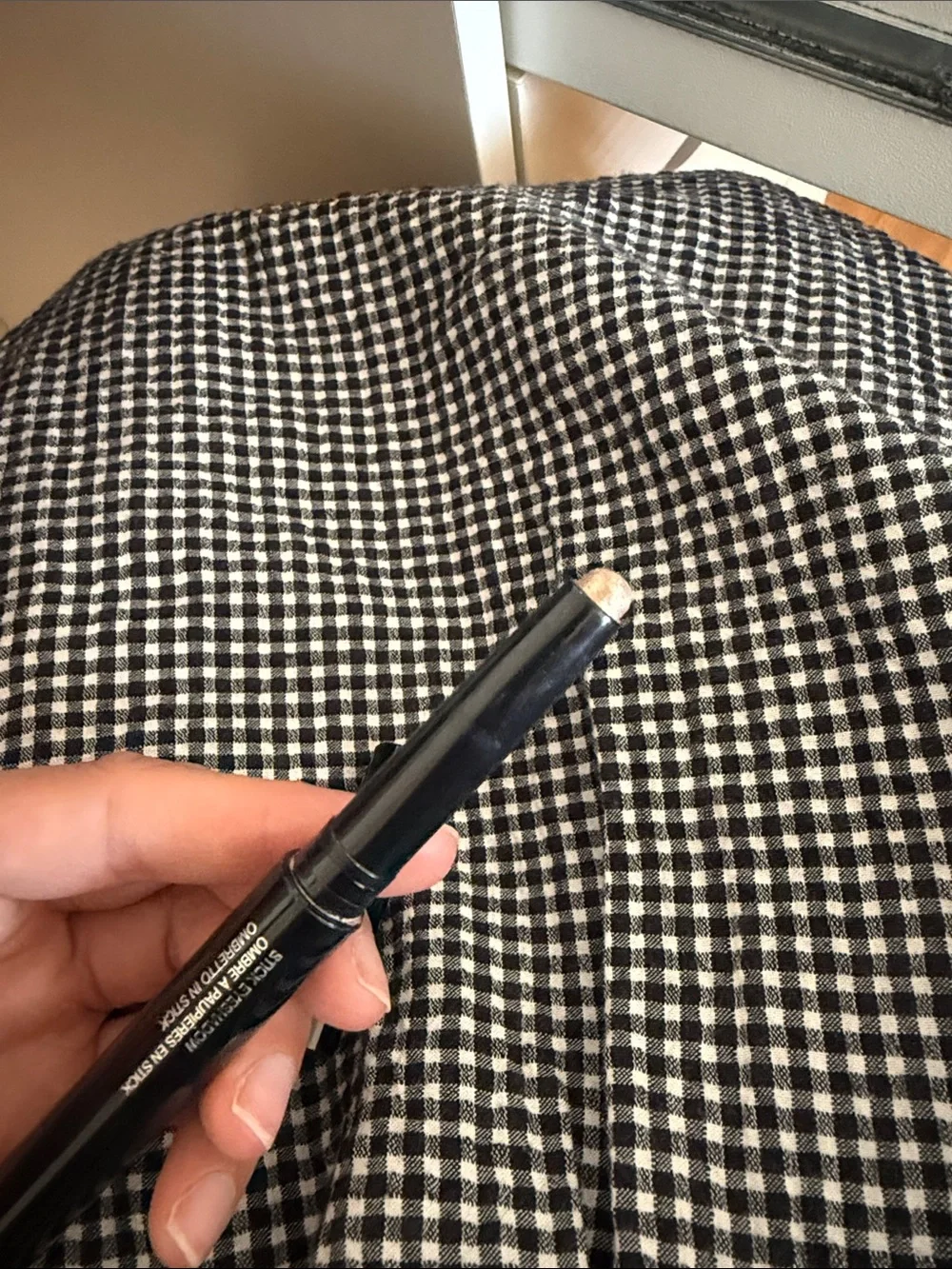 Kiko Long Lasting Eyeshadow Stick - Shimmery Champagne Beige